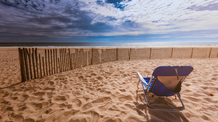 The Hamptons Wants To Borrow More As Wealthy Linger Longer